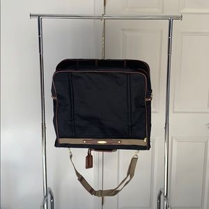 Rugged Traveler Travel Bag for Suits & Outfits